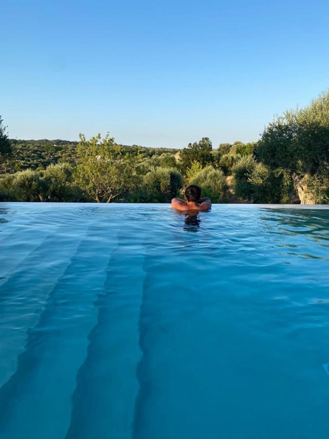 오스투니 Trulli Cicerali , Trulli Design Con Piscina Panoramica 빌라 외부 사진
